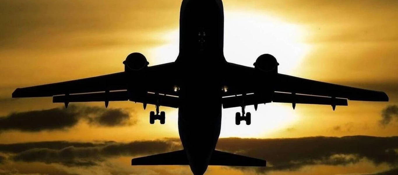 Νέα έρευνα αποκαλύπτει ότι ο κίνδυνος έκθεσης στον κορωνοϊό είναι πολύ χαμηλός στις πτήσεις
